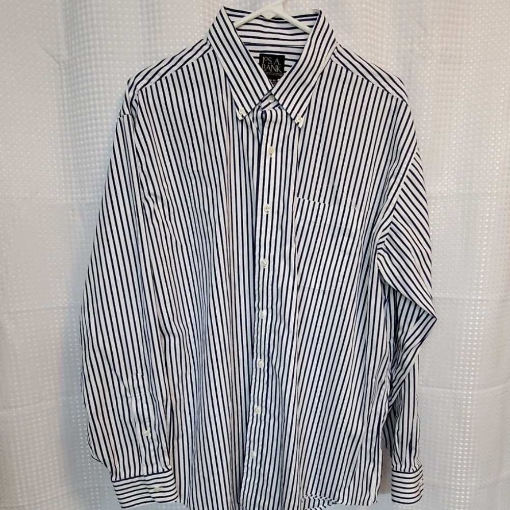 Jos A Bank  17 1/2 - 35 Long Sleeve Button Up